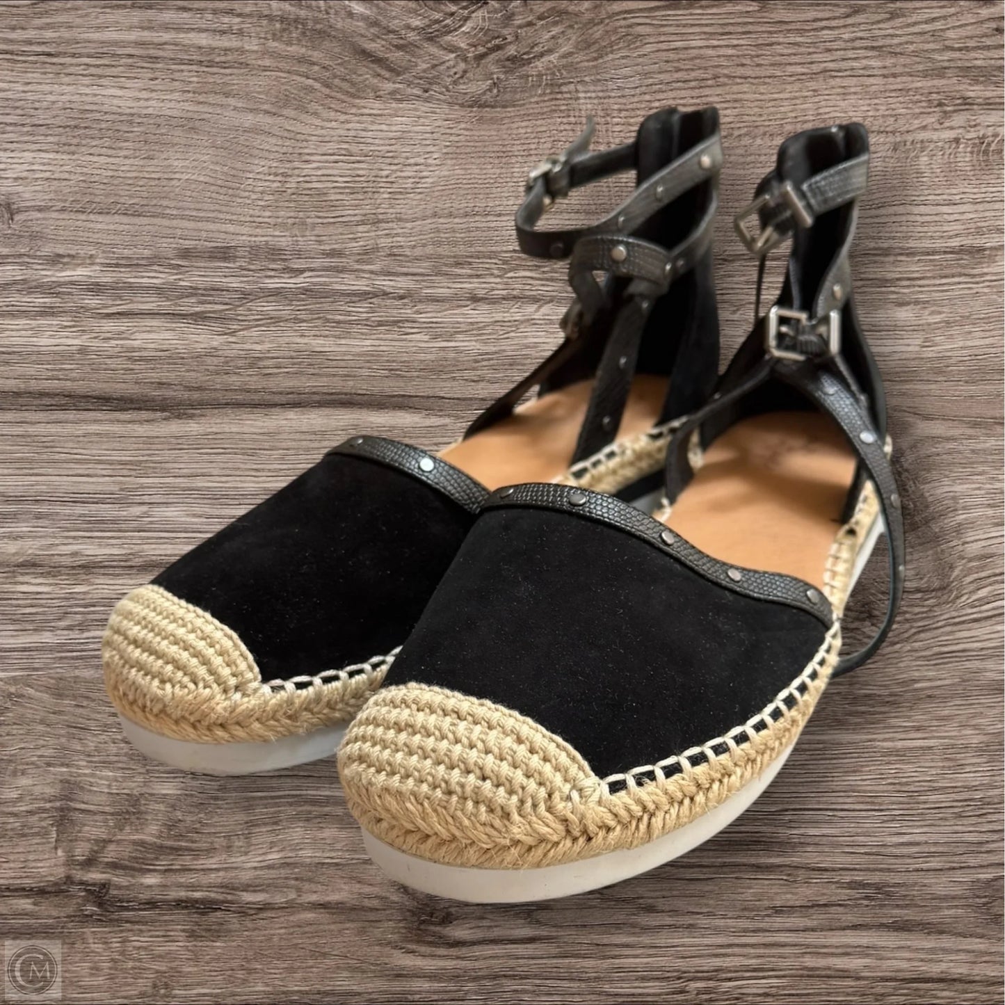 Shoes Flats By Crown Vintage In Black & Tan, Size: 7.5