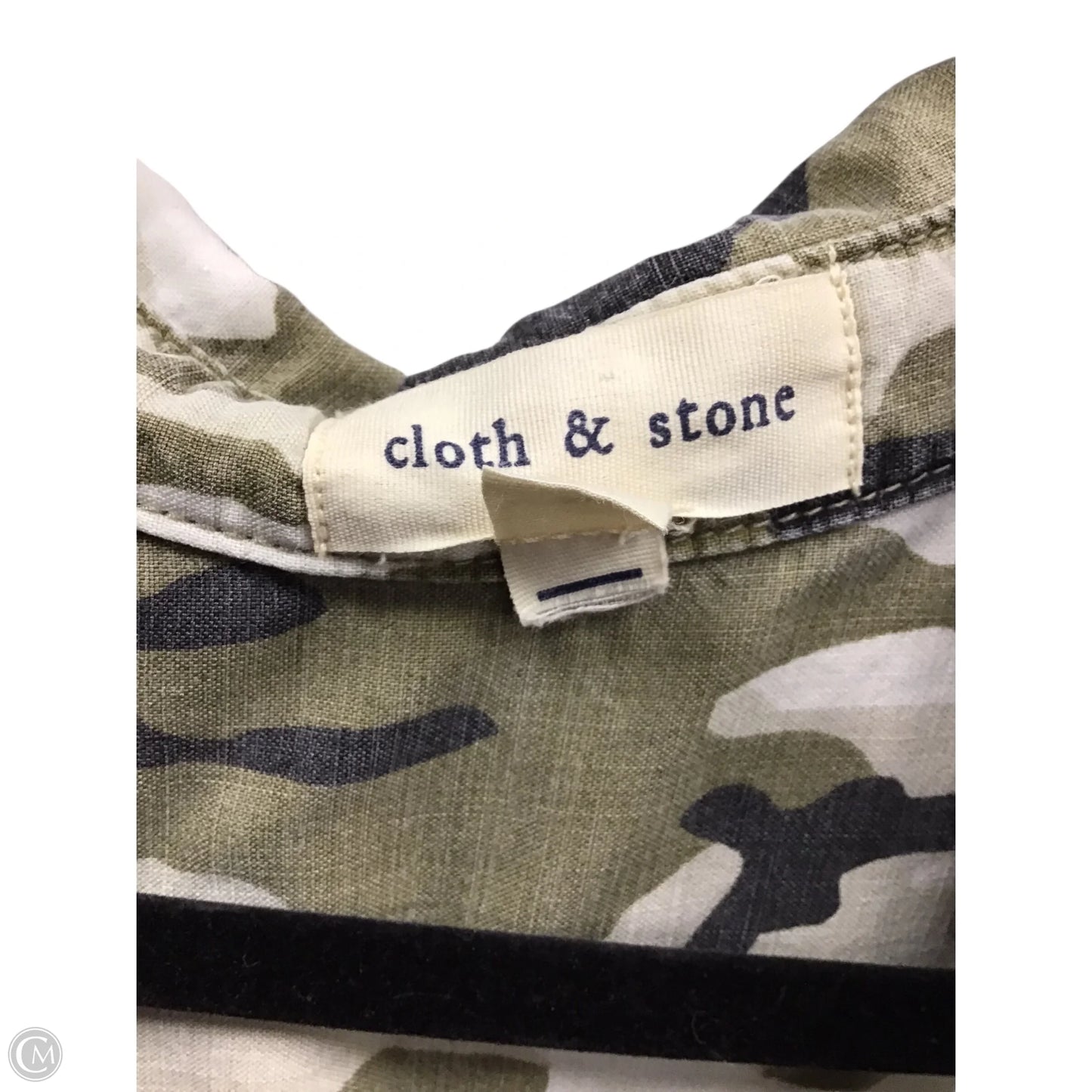 Top Long Sleeve By Cloth & Stone In Camouflage Print, Size: M