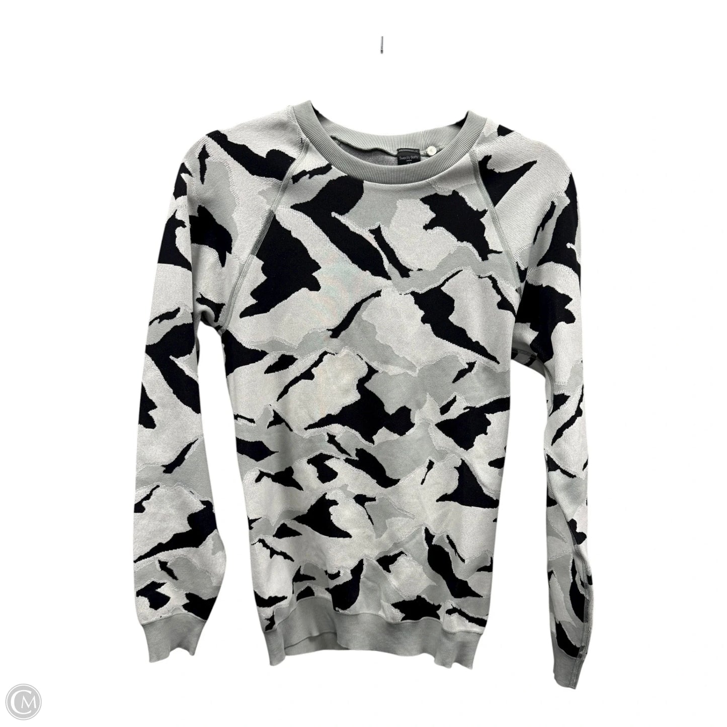 Athletic Top Long Sleeve Crewneck By Sweaty Betty In Camouflage Print, Size: M