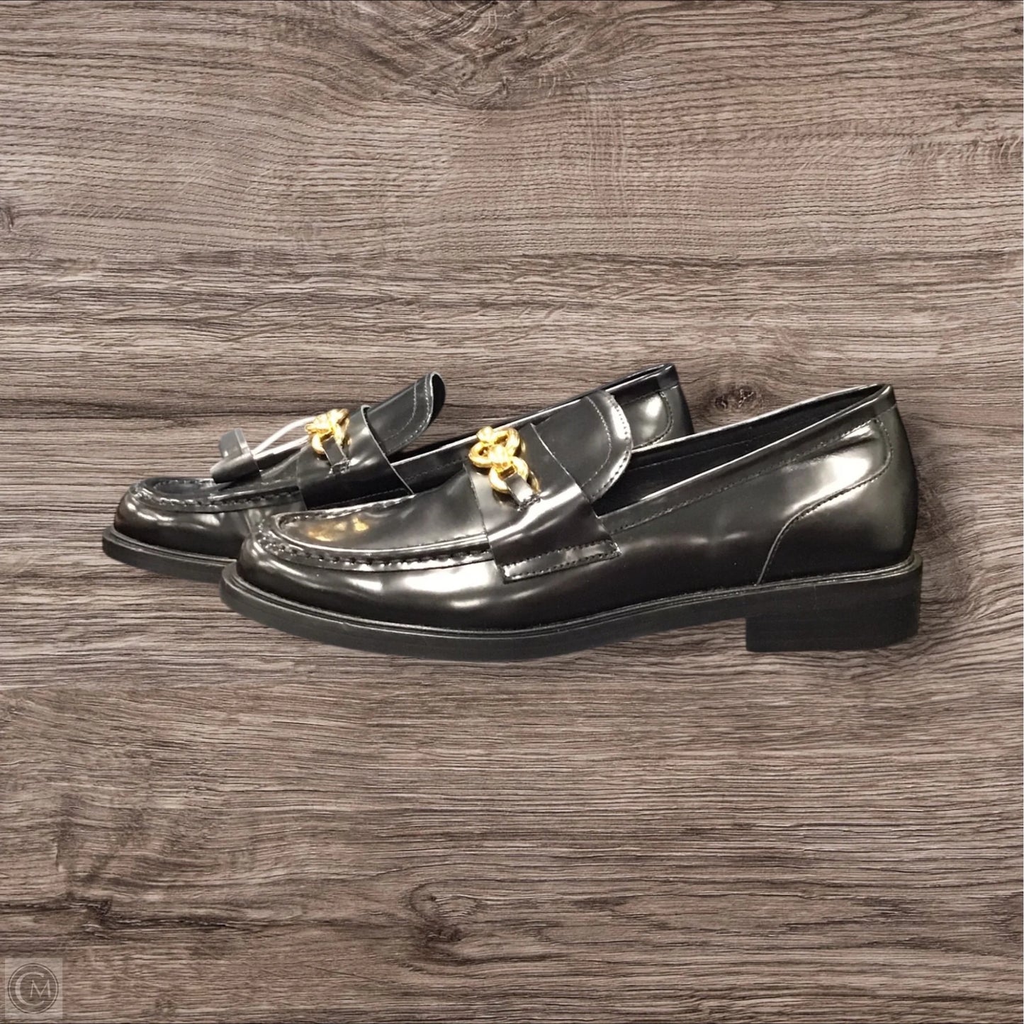 Shoes Flats By Steve Madden In Black & Gold, Size: 9.5