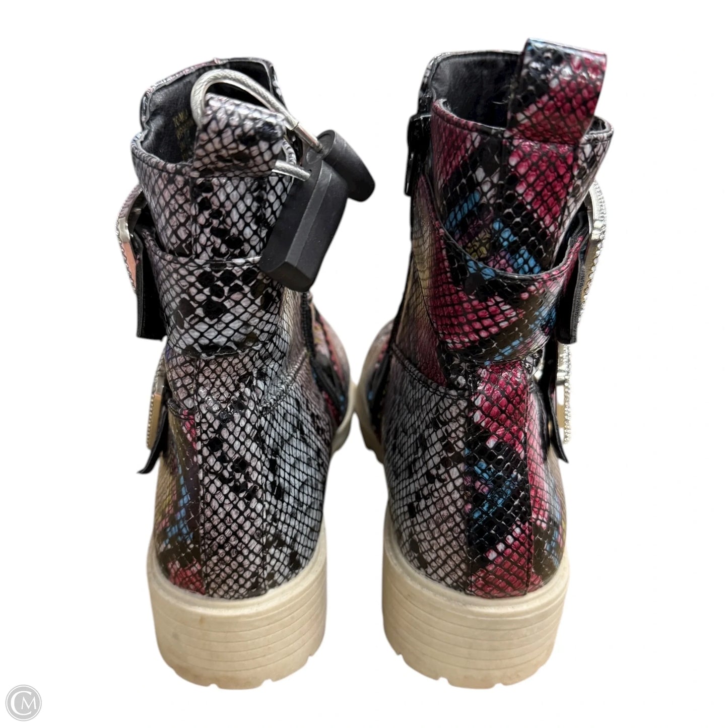 Boots Ankle Flats By True Craft In Snakeskin Print, Size: 9