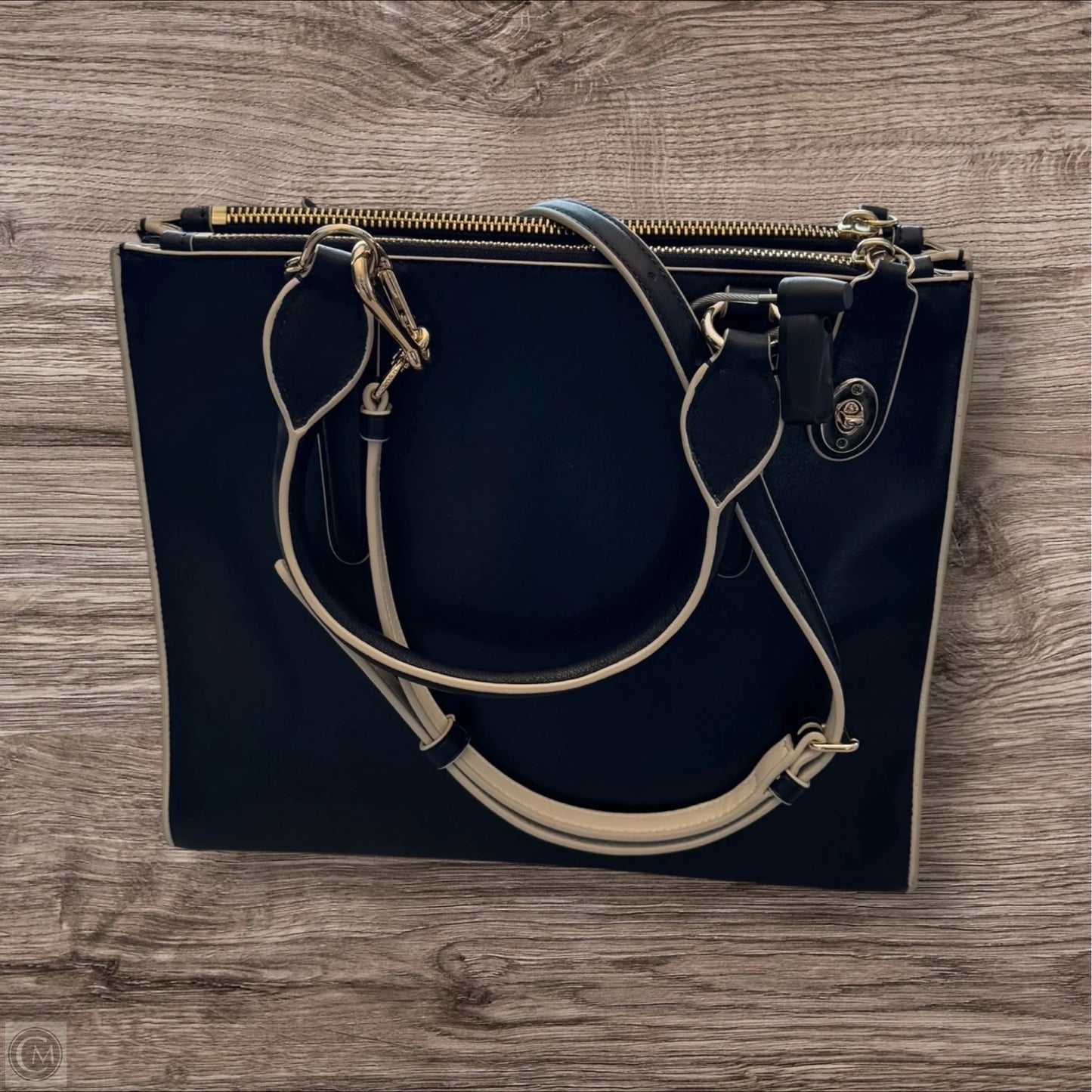 Handbag Designer By Coach, Size: Medium