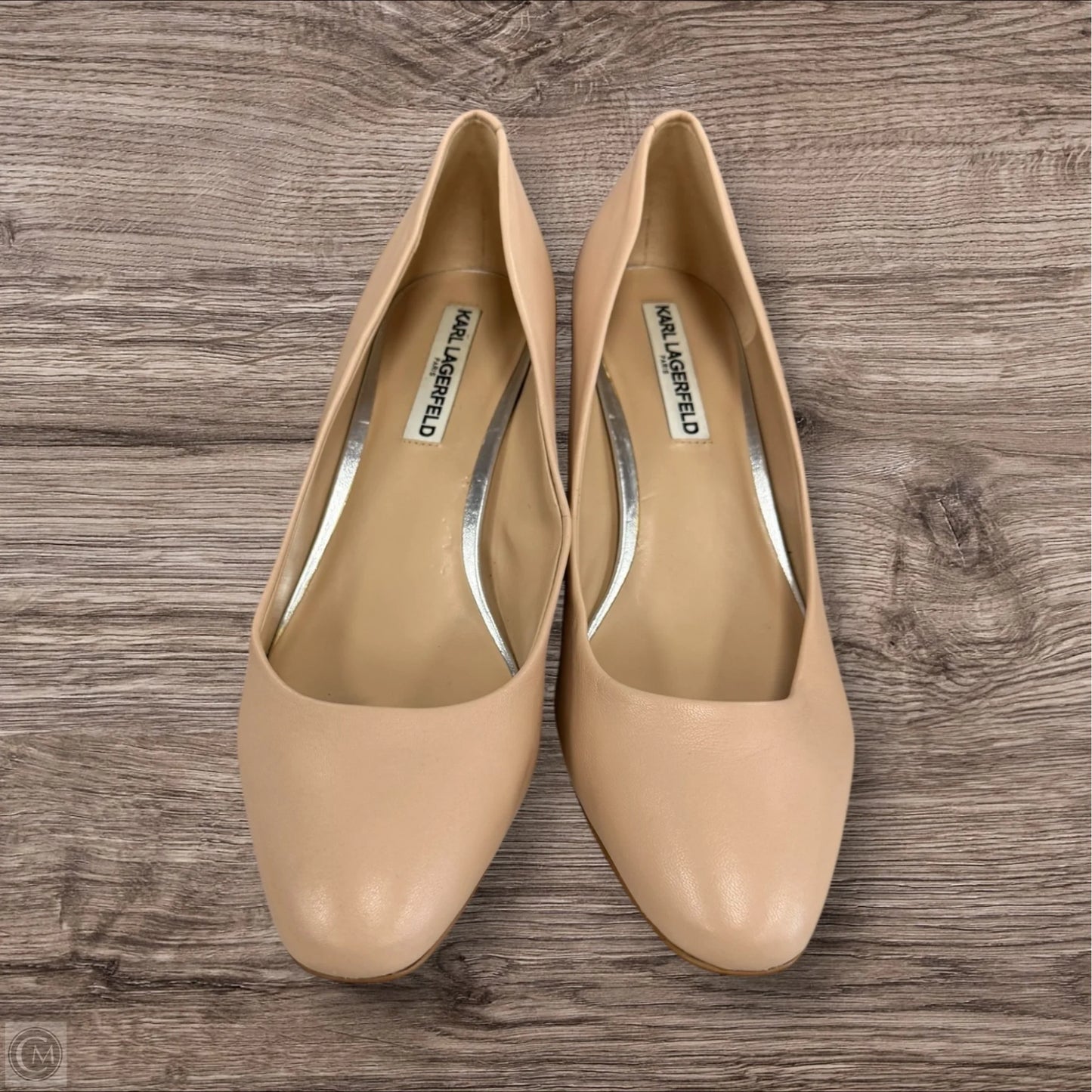 Shoes Designer By Karl Lagerfeld In Beige, Size: 10