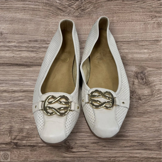 Shoes Flats By Aerosoles In Cream, Size: 10