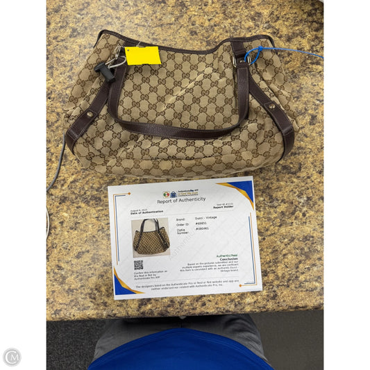 Handbag Luxury Designer By Gucci, Size: Medium