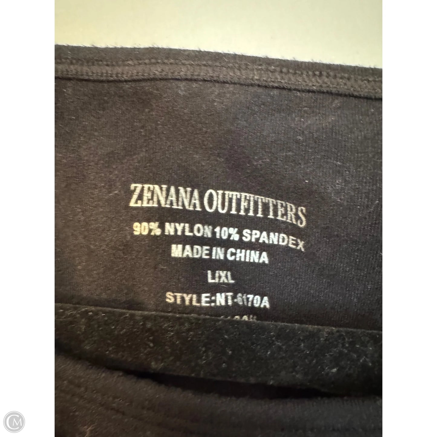 Top Sleeveless By Zenana Outfitters In Black, Size: L