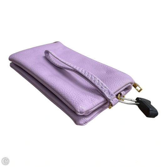 Wristlet By Clothes Mentor, Size: Medium