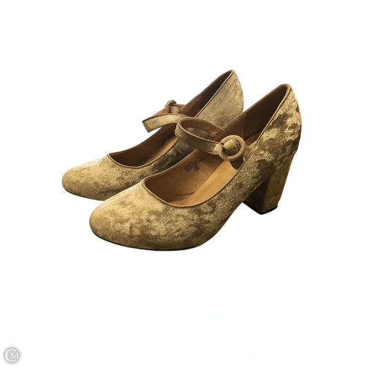 Shoes Heels Block By Clothes Mentor In Cream, Size: 9