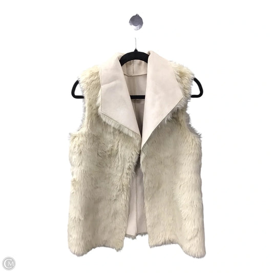 Vest Faux Fur & Sherpa By Clothes Mentor In Cream, Size: S