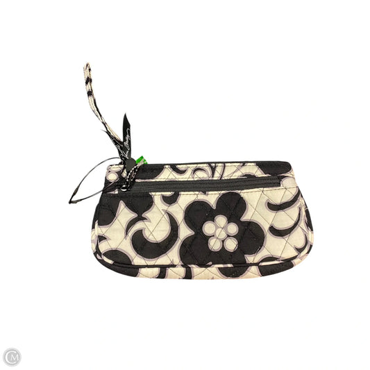 Wristlet By Vera Bradley, Size: Medium