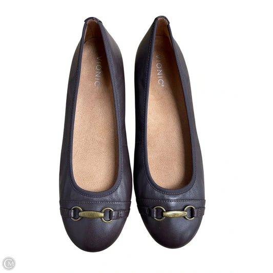 Shoes Flats By Vionic In Brown, Size: 11