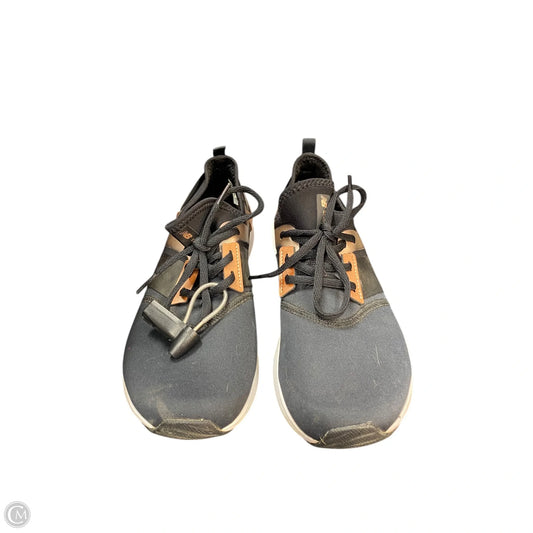 Shoes Athletic By New Balance In Black & Gold, Size: 9.5