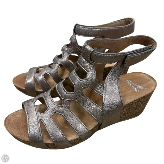 Sandals Heels Wedge By Dansko In Gold, Size: 9.5