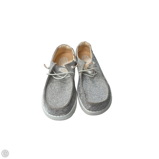 Shoes Flats By Hey Dude In Silver, Size: 6