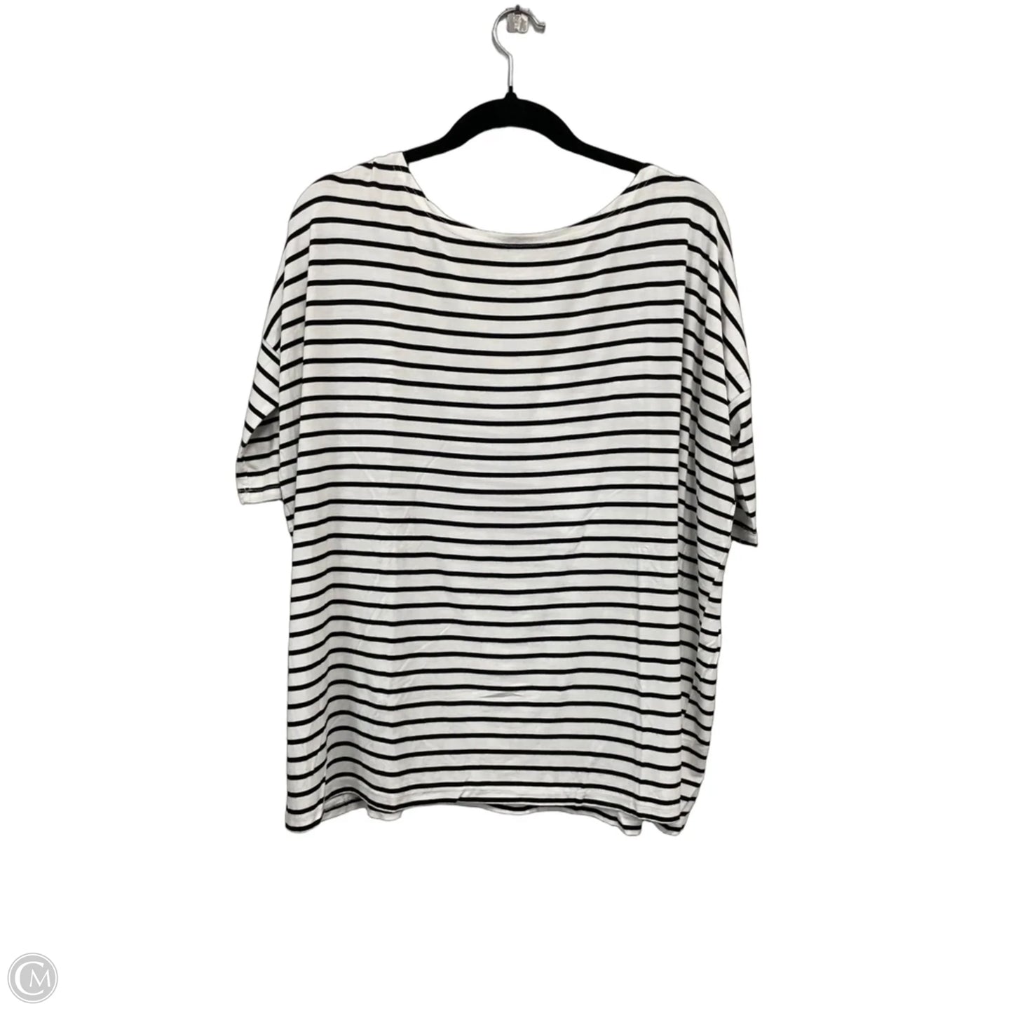 Top Short Sleeve By Clothes Mentor In Black & White, Size: S