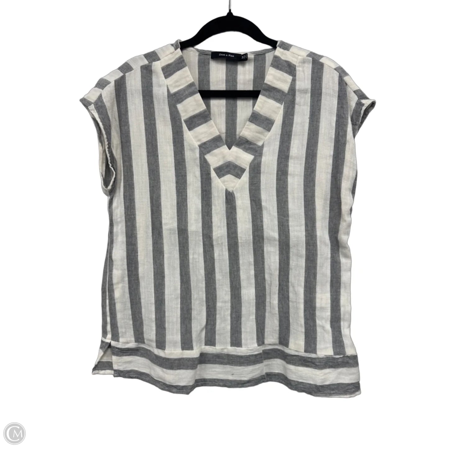 Blouse Short Sleeve By Doe & Rae In Grey & White, Size: M