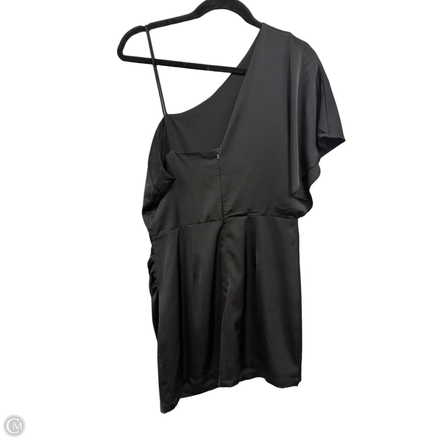 Dress Casual Short By Fabrik In Black, Size: L