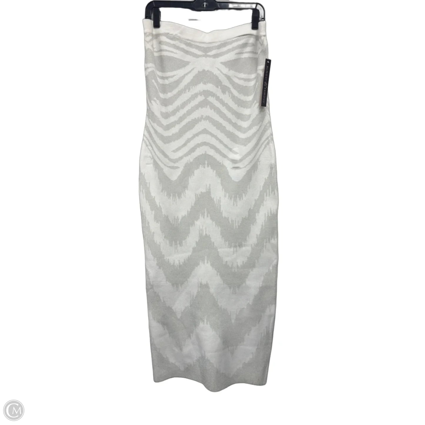 Dress Casual Maxi By Almost Famous In Silver & White, Size: Xl