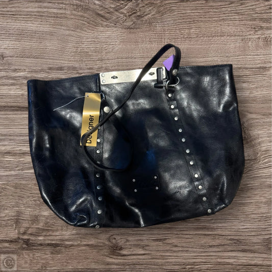 Handbag Designer By Patricia Nash, Size: Large