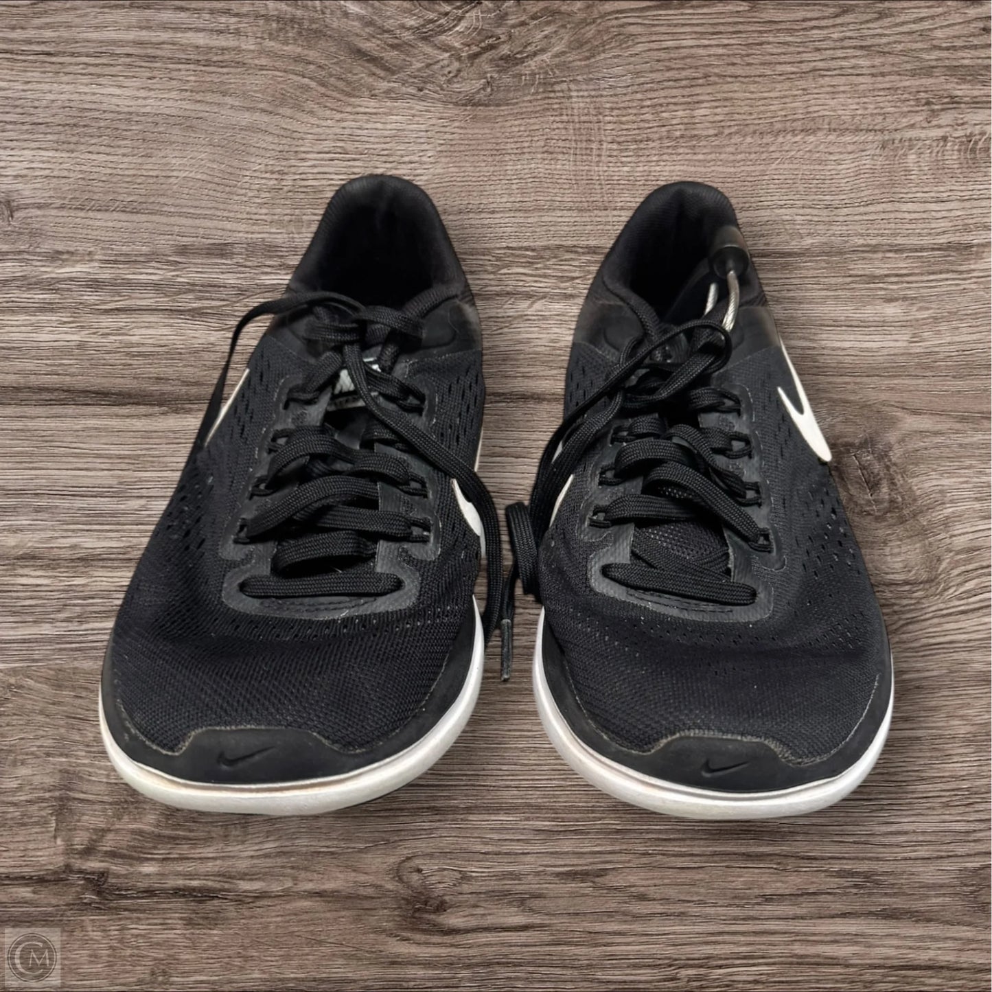 Shoes Athletic By Nike In Black, Size: 6