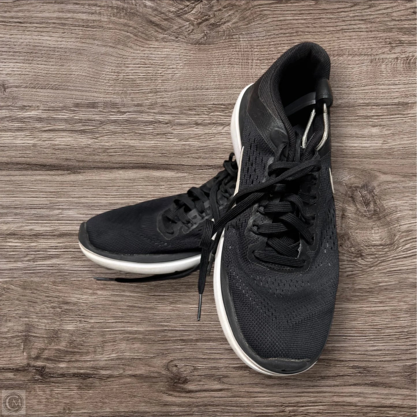 Shoes Athletic By Nike In Black, Size: 6