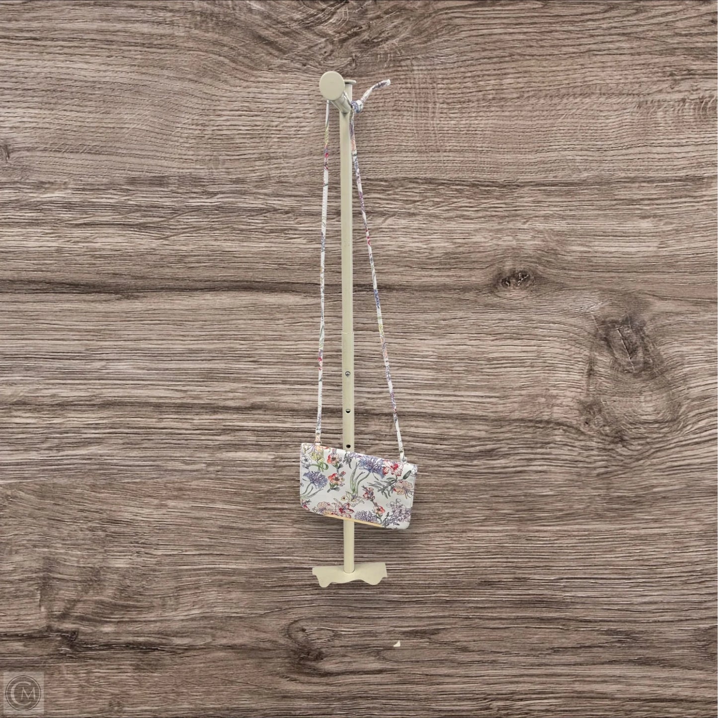 Crossbody By Clothes Mentor, Size: Medium