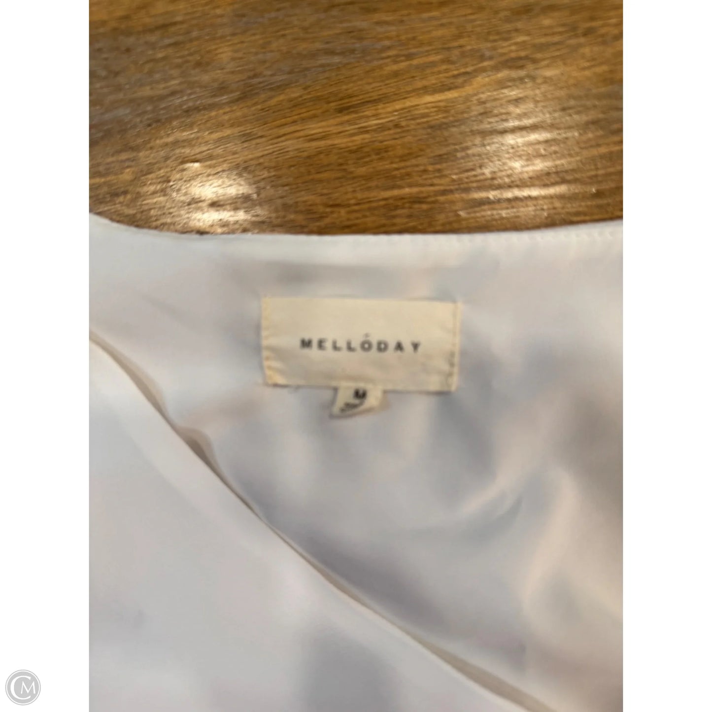Top Short Sleeve By Melloday In White, Size: M