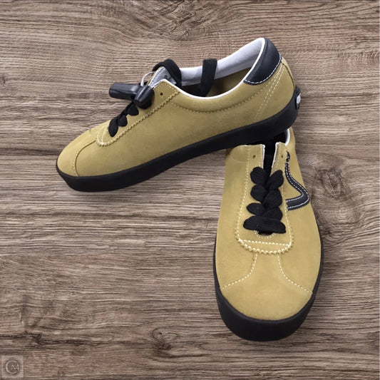 Shoes Sneakers By Vans In Green, Size: 8.5