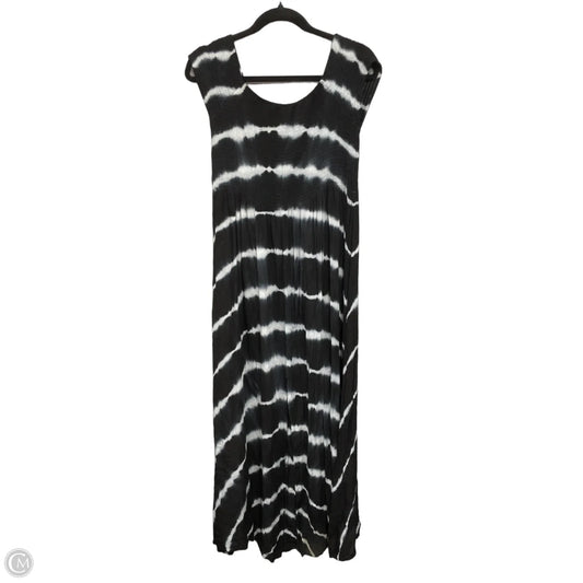 Dress Casual Maxi By Clothes Mentor In Black & White, Size: M
