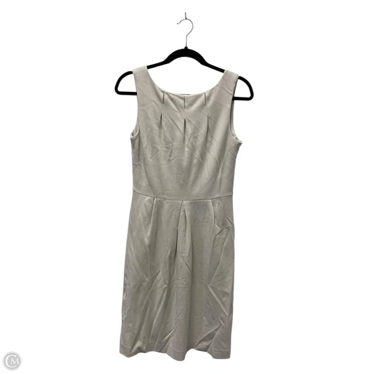 Dress Casual Short By Banana Republic In Beige, Size: 6