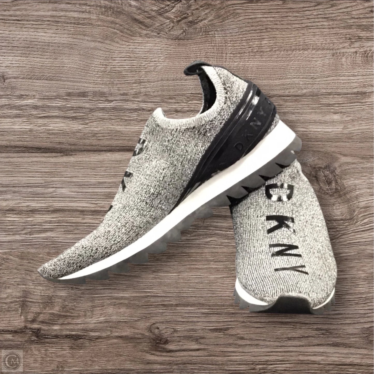 Shoes Athletic By Dkny In Grey & Silver, Size: 8.5