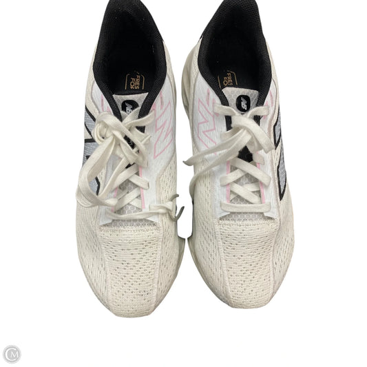 Shoes Athletic By New Balance In White, Size: 7.5