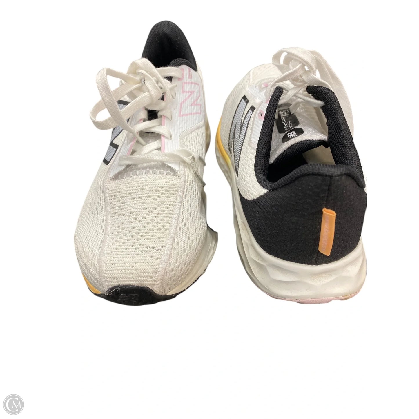 Shoes Athletic By New Balance In White, Size: 7.5