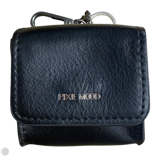 Accessory Tag By Clothes Mentor, Size: Small