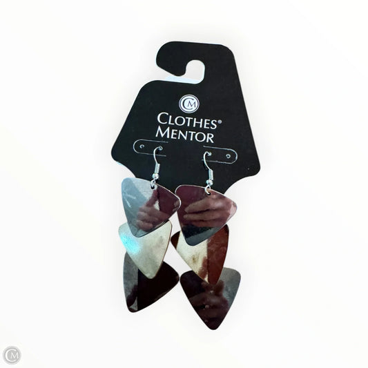 Earrings Dangle/drop By Clothes Mentor