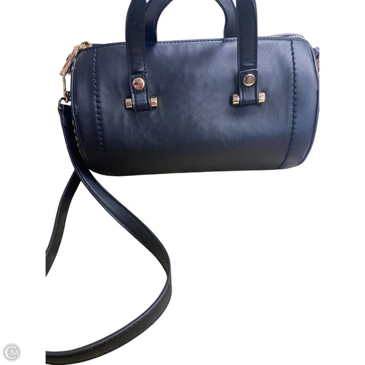 Crossbody By Clothes Mentor, Size: Medium