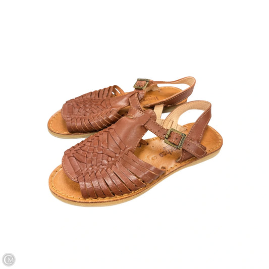 Sandals Flats By Bearpaw In Brown, Size: 8