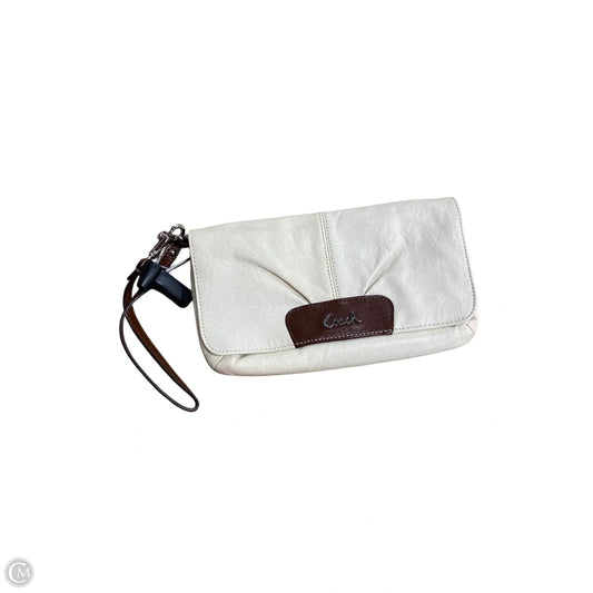 Wristlet Designer By Coach, Size: Medium