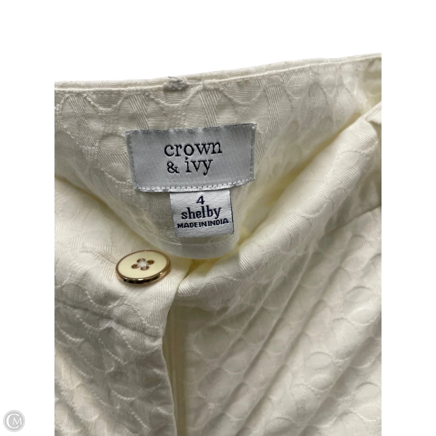 Shorts By Crown And Ivy In Cream, Size: 4
