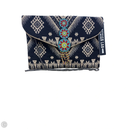 Crossbody By Clothes Mentor, Size: Medium