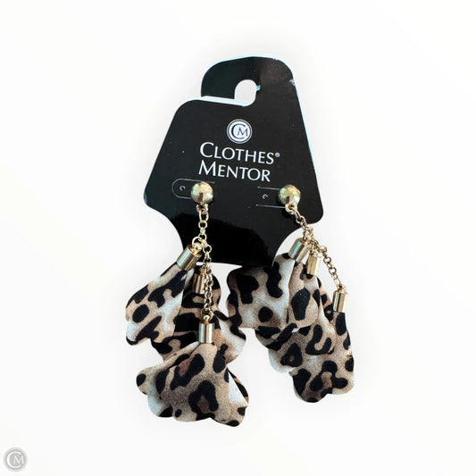 Earrings Dangle/drop By Clothes Mentor