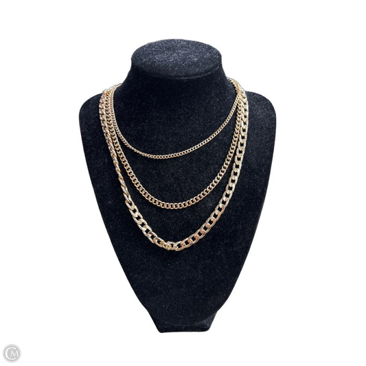Necklace Layered By Clothes Mentor