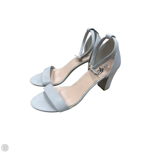 Shoes Heels Block By Clothes Mentor In Grey, Size: 9