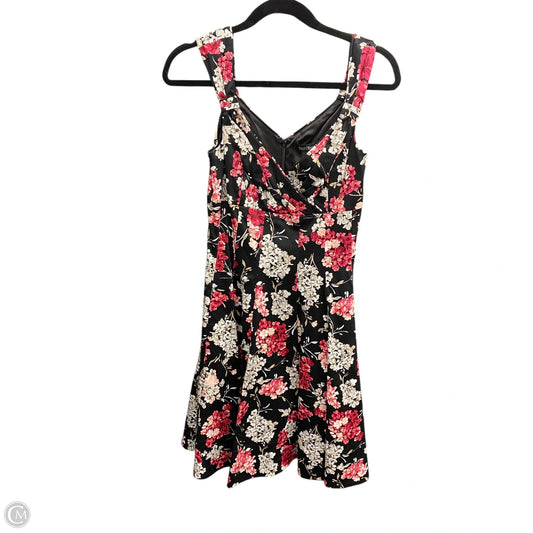 Dress Casual Short By White House Black Market In Floral Print, Size: 4