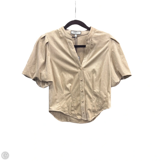 Top Short Sleeve By Bagatelle In Tan, Size: S