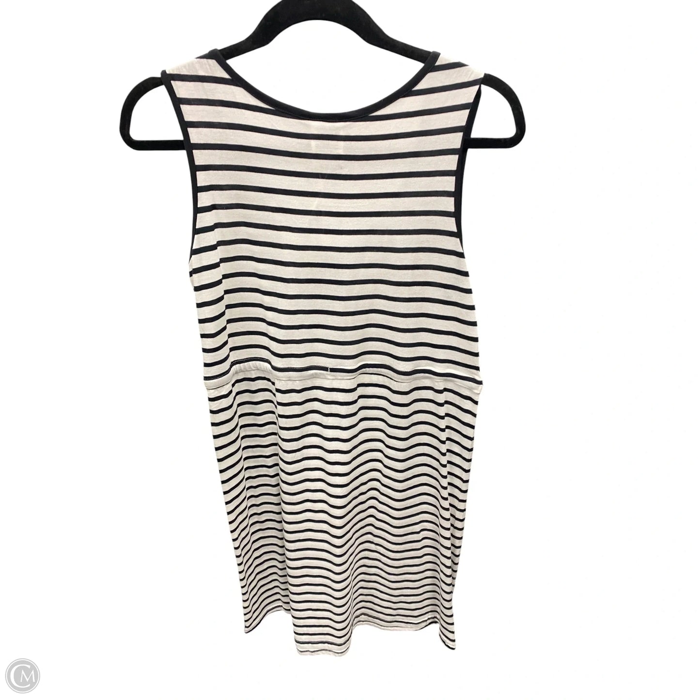 Dress Casual Short By Serra In Maroon, Size: M