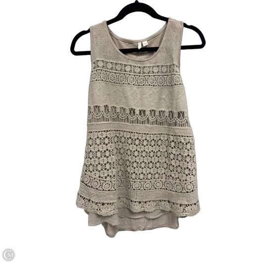 Top Sleeveless By Cato In Tan, Size: Xl