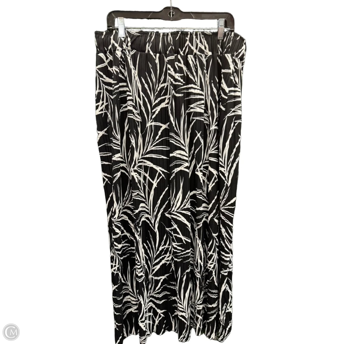 Skirt Maxi By Clothes Mentor In Black & White, Size: Xl