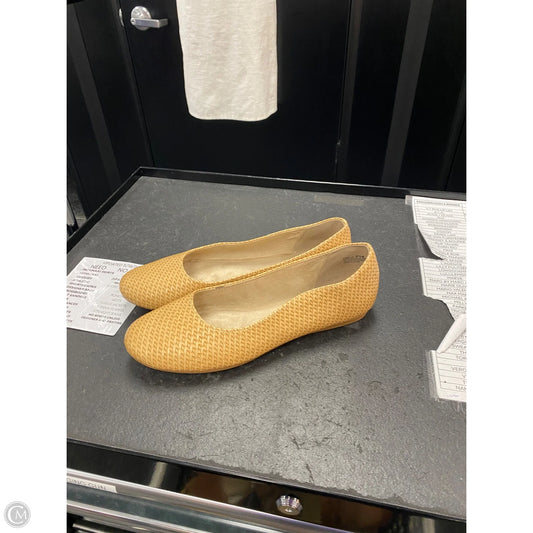 Shoes Flats By Kim Rogers In Tan, Size: 8.5