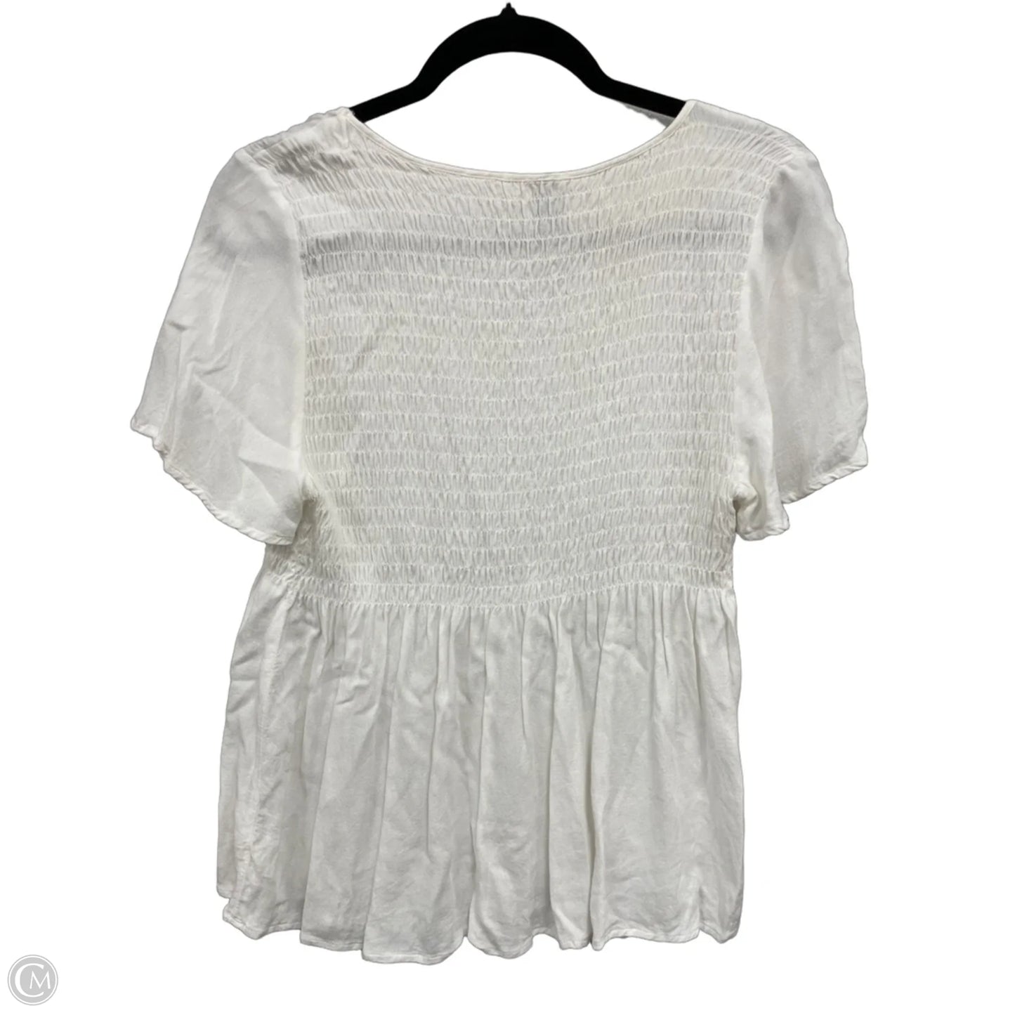 Top Short Sleeve By Clothes Mentor In Cream, Size: S